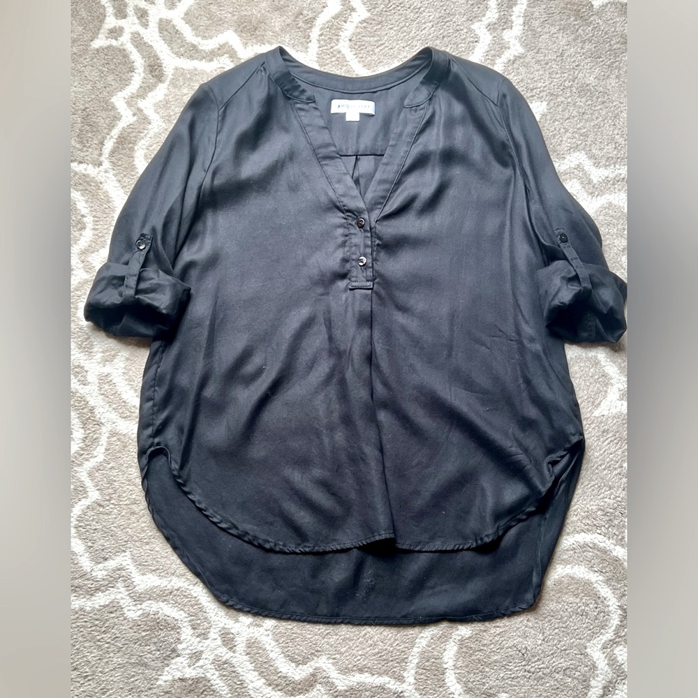 Amour Vert Long Sleeve Rollup Blouse